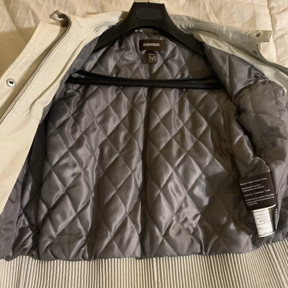 Genuine leather jacket - Picture 3 of 8